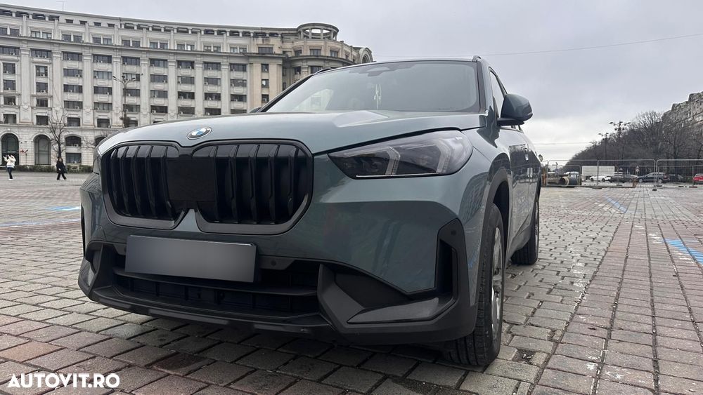 BMW X1 sDrive18d AT - 24