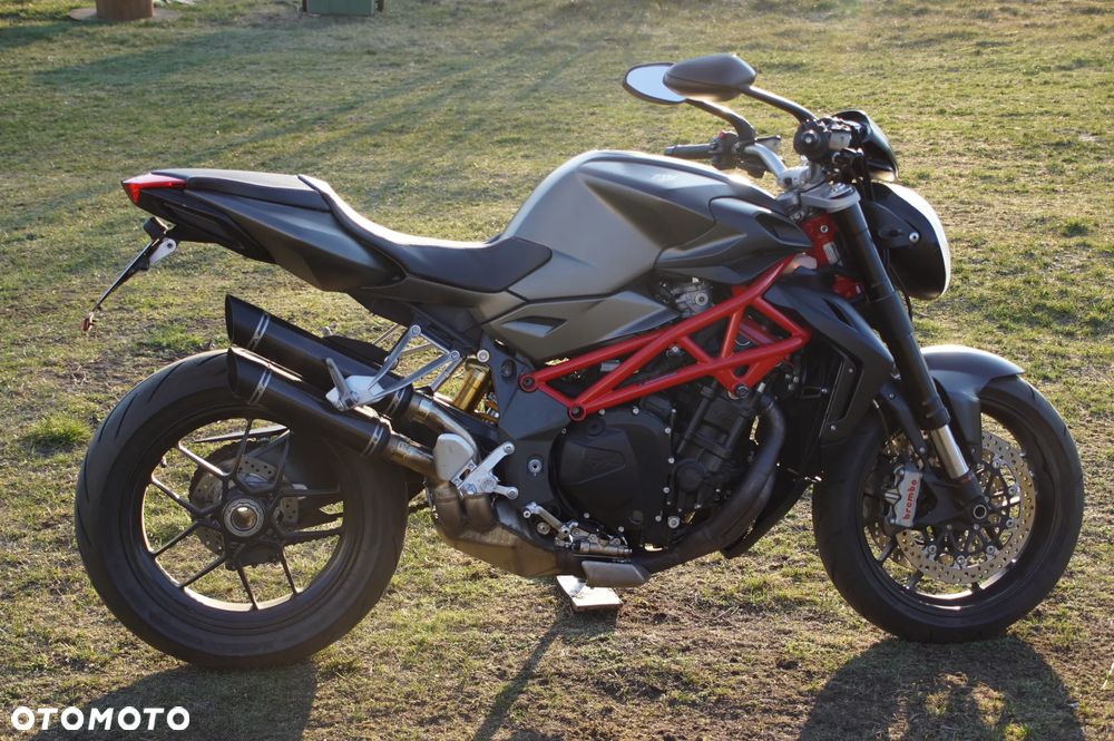MV AGUSTA Brutale - 3