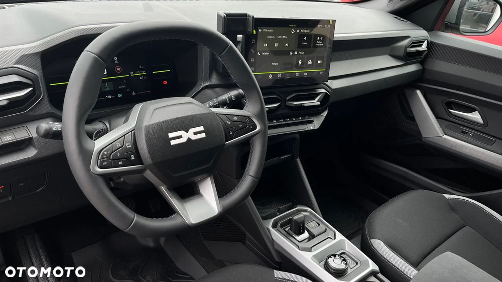 Dacia Duster 1.2 TCe Hybrid-G 150 Journey 4x4 - 10