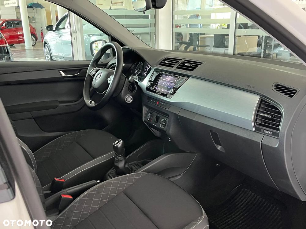 Skoda Fabia 1.0 TSI Ambition - 19