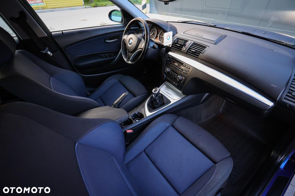 BMW Seria 1 118d - 30