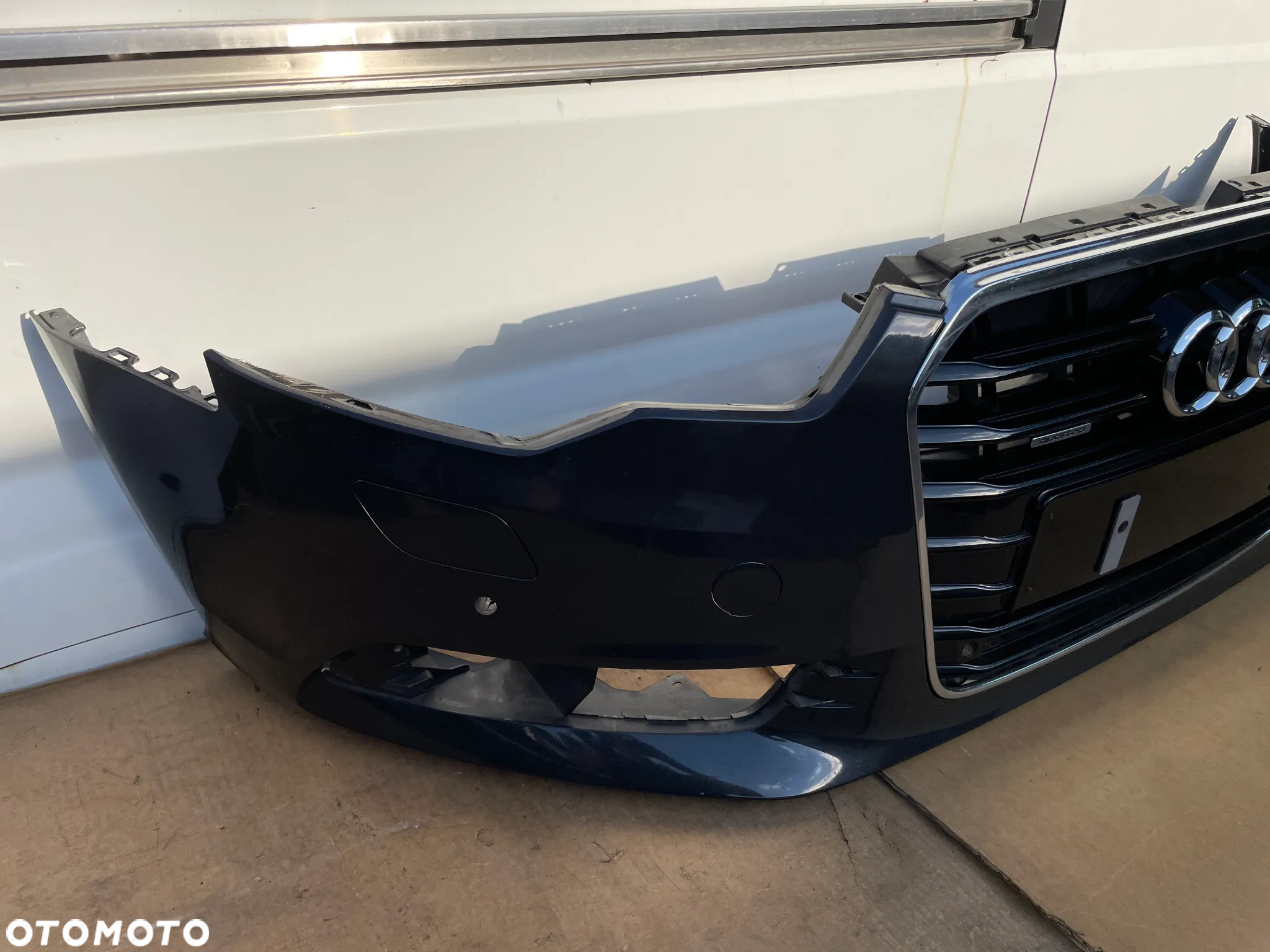 AUDI A6 C7 4G0 4G 11- ORYGINALNY ZDERZAK PRZEDNI GRILL ATRAPA POD PDC I SPRYSKI 4G0807437 4G0853653 KRATKA ZDERZAKA ZAŚLEPKA SPRYSKIWACZY - 2