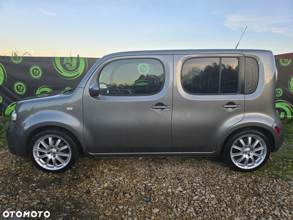 Nissan Cube - 10