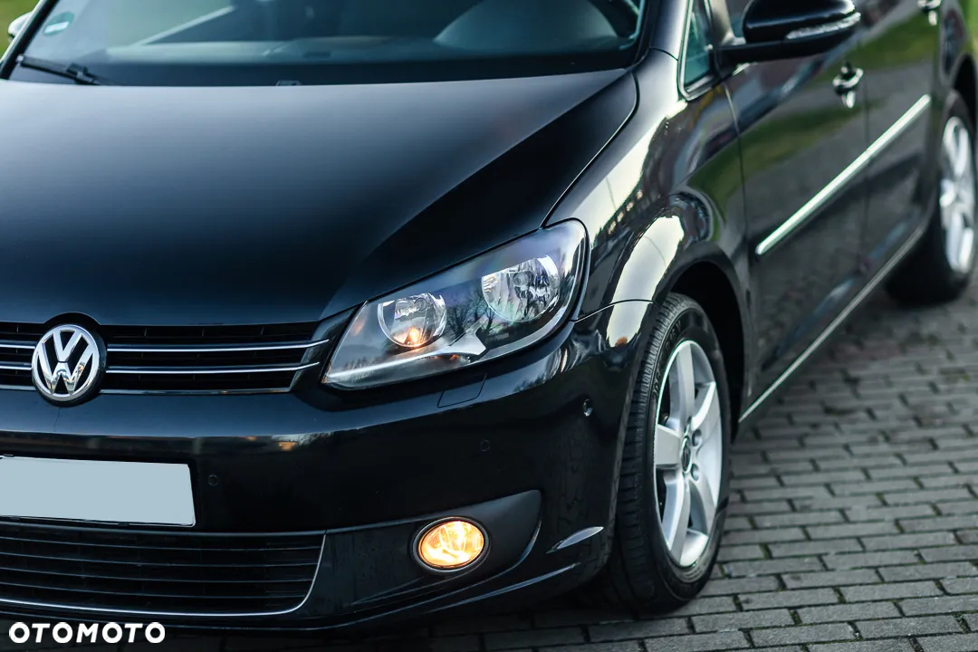 Volkswagen Touran 2.0 TDI DPF DSG Highline - 10