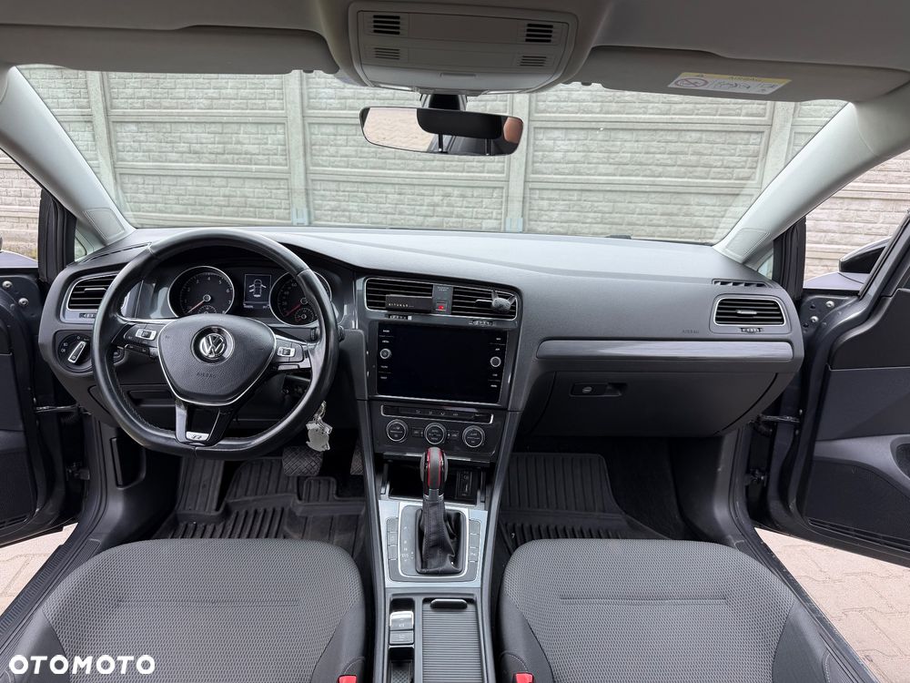Volkswagen Golf 1.4 TSI BMT Comfortline DSG - 12