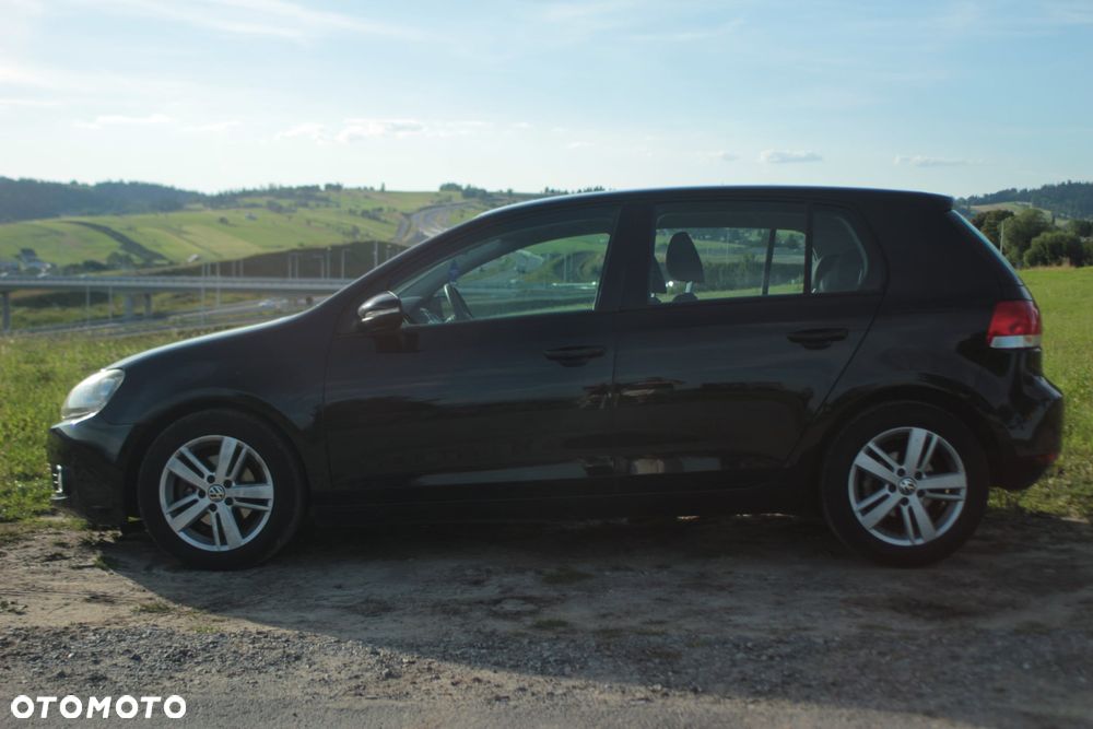 Volkswagen Golf - 8
