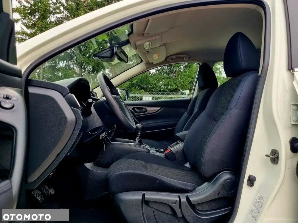 Nissan Qashqai 1.2 DIG-T Visia - 9