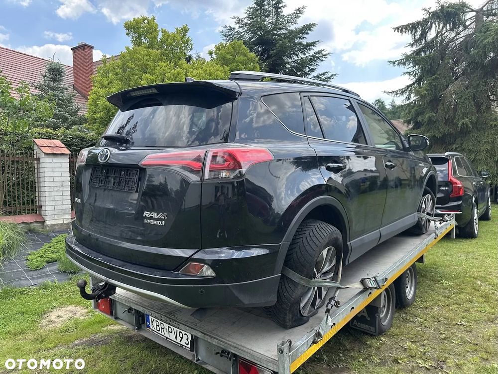 Toyota RAV4 - 5