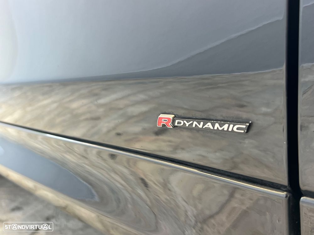 Land Rover Discovery Sport 2.0 eD4 R-Dynamic 7L - 23