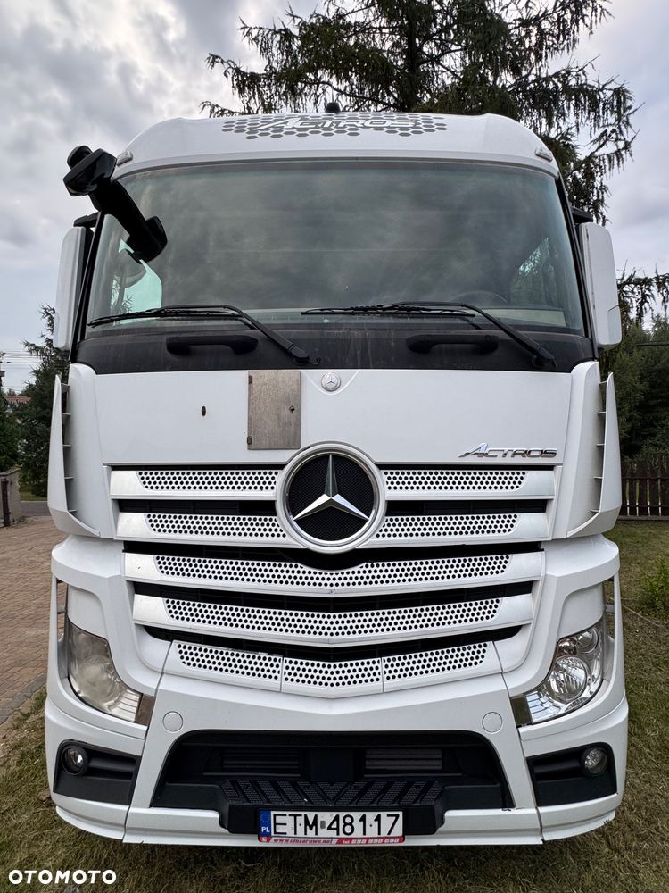 Mercedes-Benz ACTROS - 9