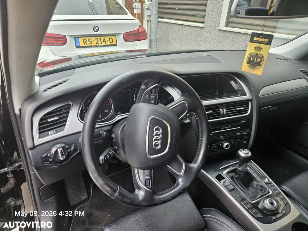 Audi A4 2.0 TDI e DPF S line Sportpaket - 6