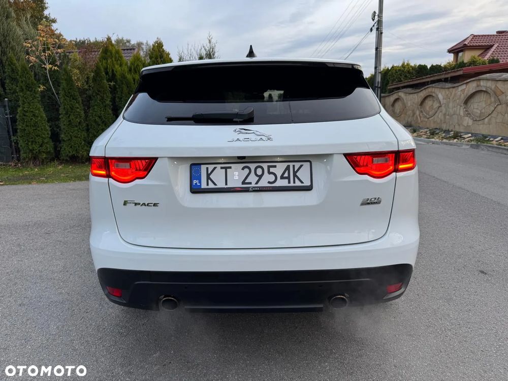 Jaguar F-Pace 30t AWD Prestige - 12