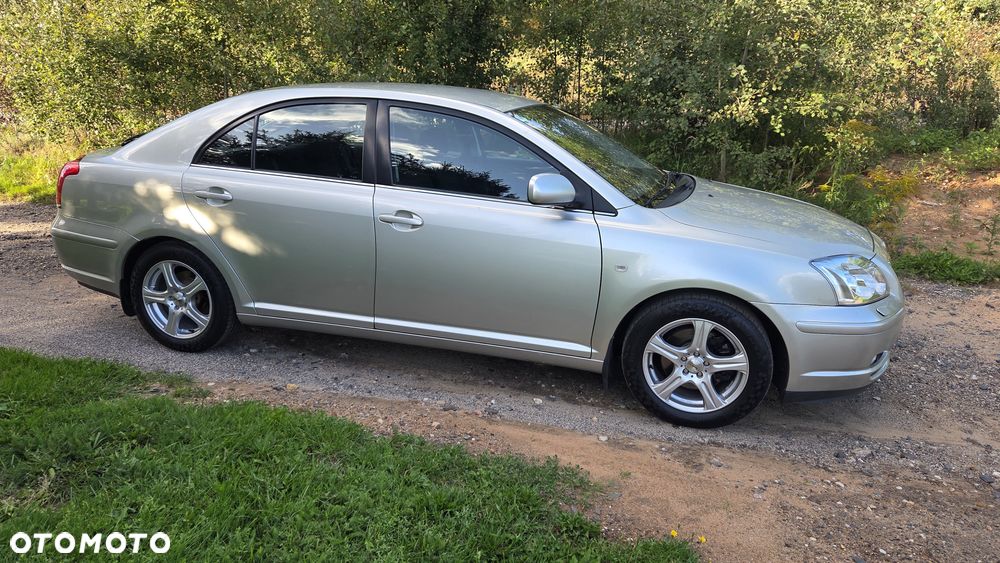 Toyota Avensis 2.0 VVT-i Automatik Sol - 6