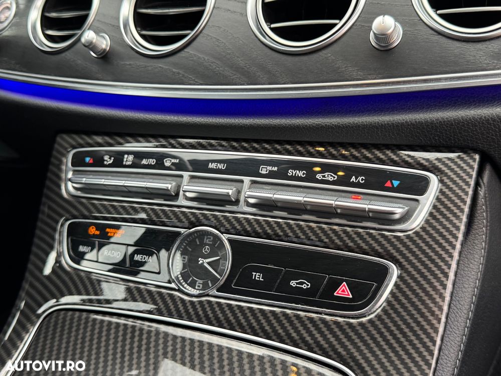 Mercedes-Benz E 220 d 4Matic 9G-TRONIC Avantgarde - 16
