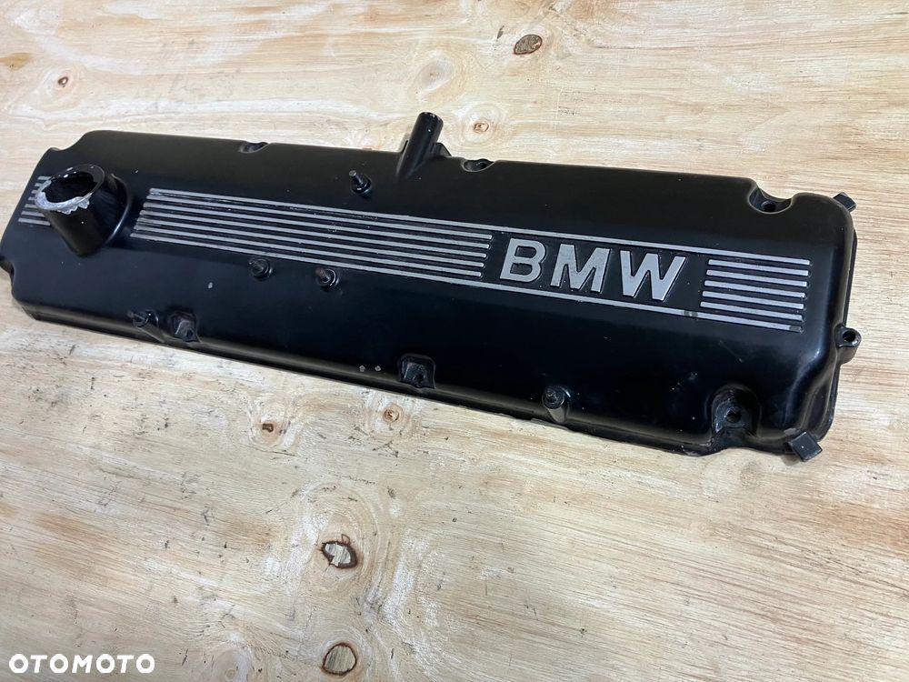 POKRYWA ZAWORÓW BMW M30 3.0 3.5 E30 E32 E34 E24 1710973 - 3