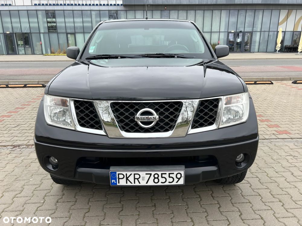 Nissan Navara - 2