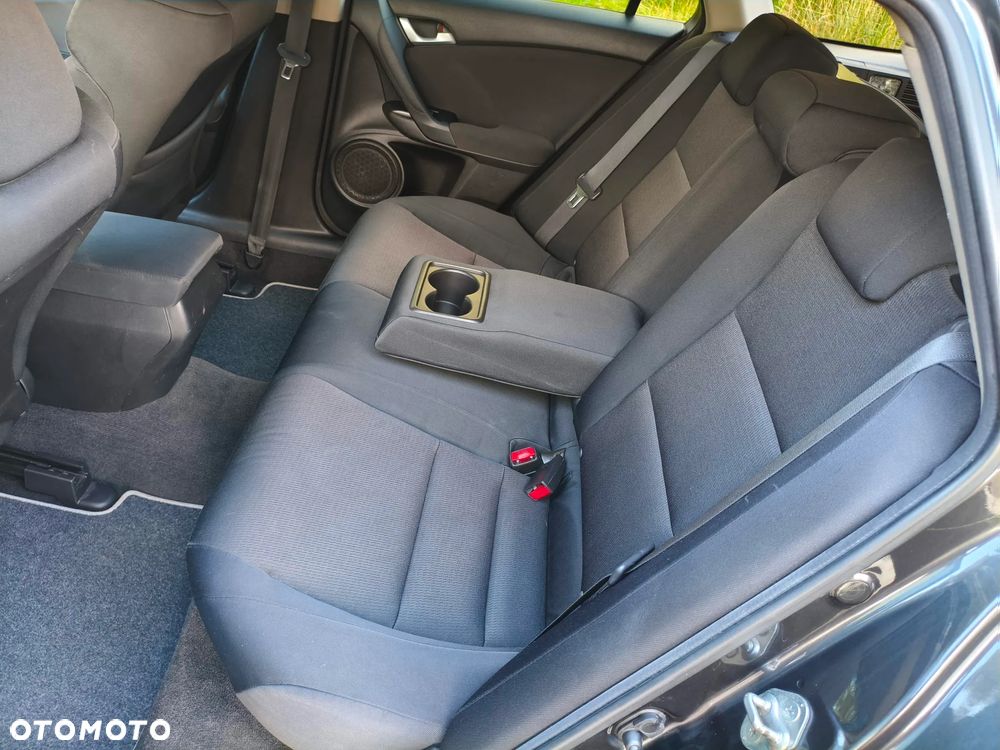 Honda Accord 2.0 Lifestyle - 21