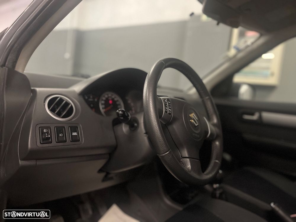 Suzuki Swift 1.3 DDiS Sport - 19