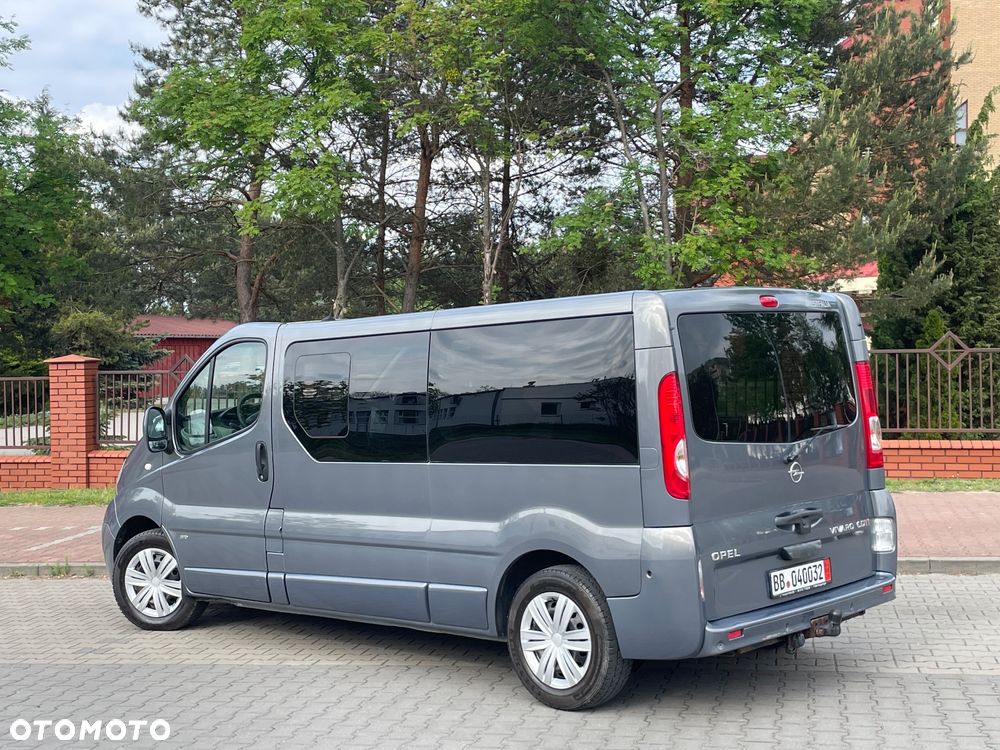 Opel Vivaro - 12
