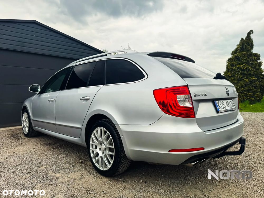 Skoda Superb 2.0 TDI Elegance - 7