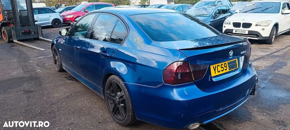 Dezmembrari / Dezmembrez BMW E90 318d N47D20U0 cutie viteze automată - GA6HP19Z cod culoare LE-MANS-BLAU METALLIC (381). - 5