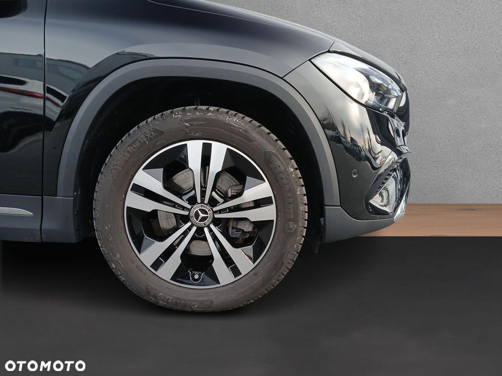 Mercedes-Benz GLA 200 Progressive - 15