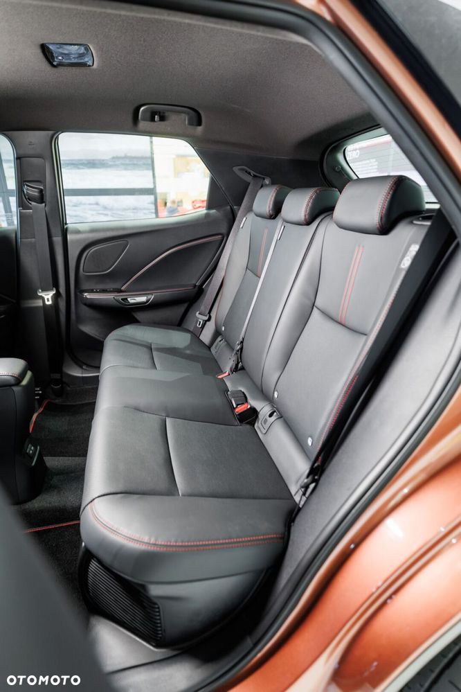 Lexus LBX 2025