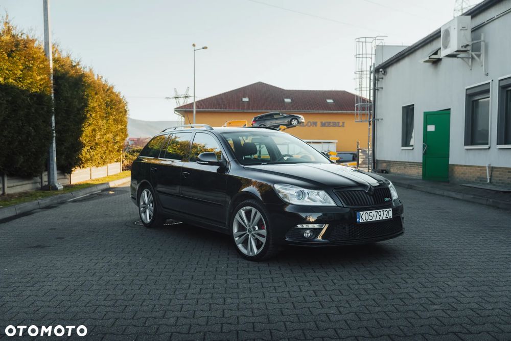 Skoda Octavia 2.0 TSI RS - 2