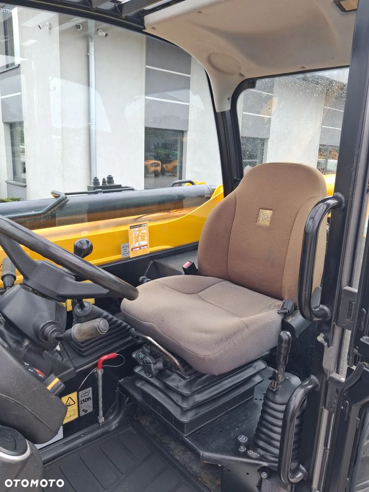 JCB 533 - 105 - 9