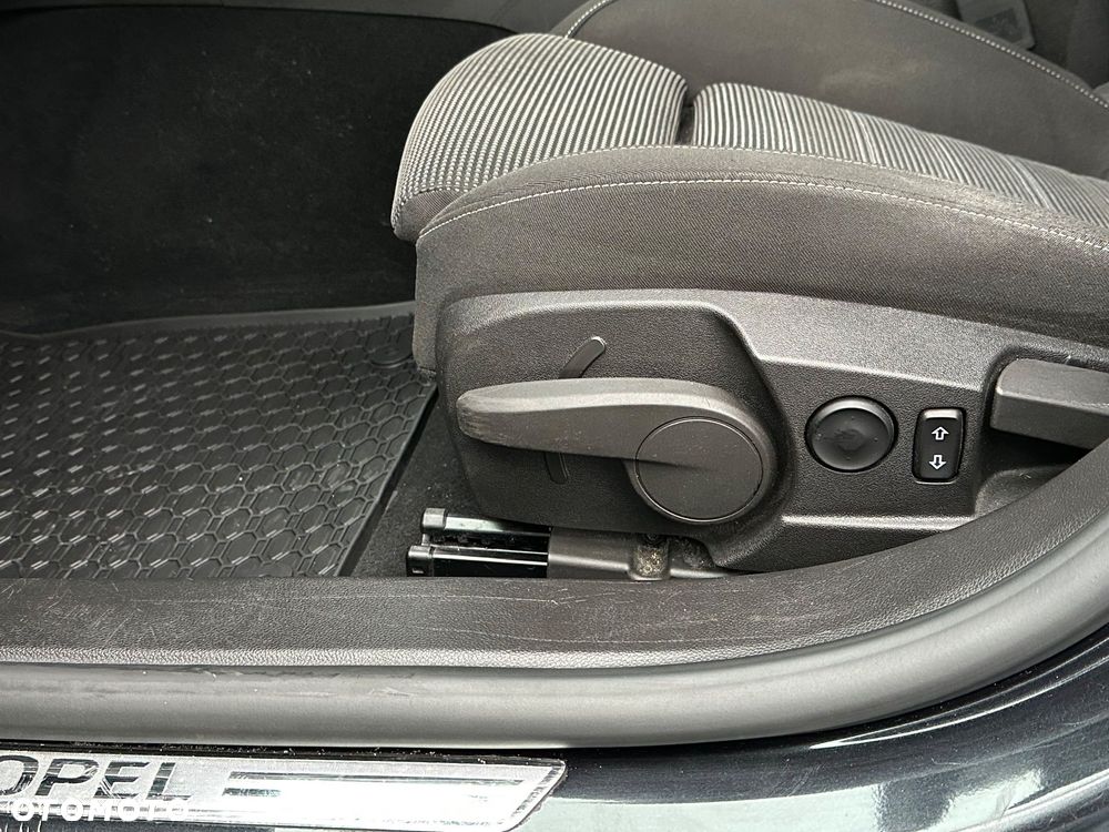 Opel Insignia 1.4 Turbo ecoFLEX Start/Stop Innovation - 28