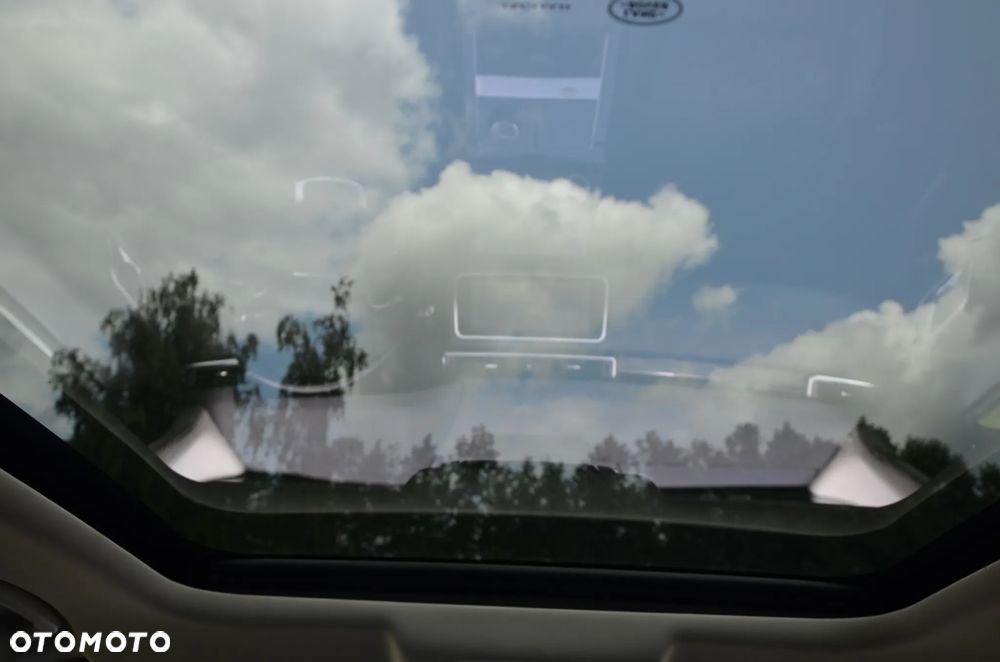 Land Rover Range Rover Velar 2.0 SD4 R-Dynamic HSE - 36