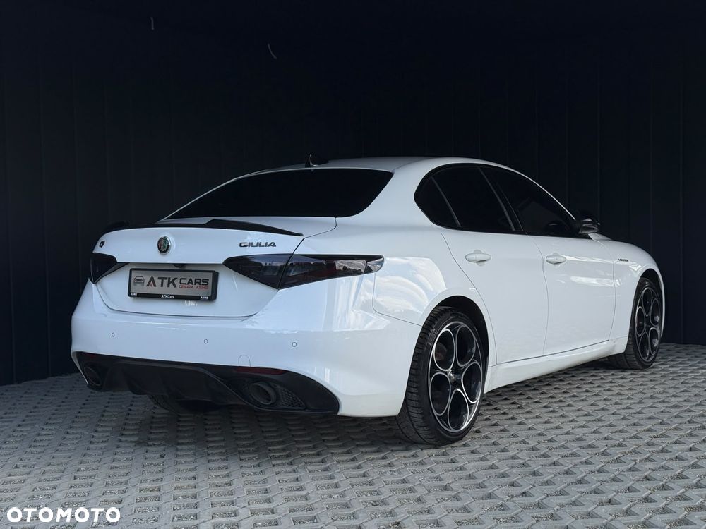 Alfa Romeo Giulia 2.0 Turbo Veloce Q4 - 6