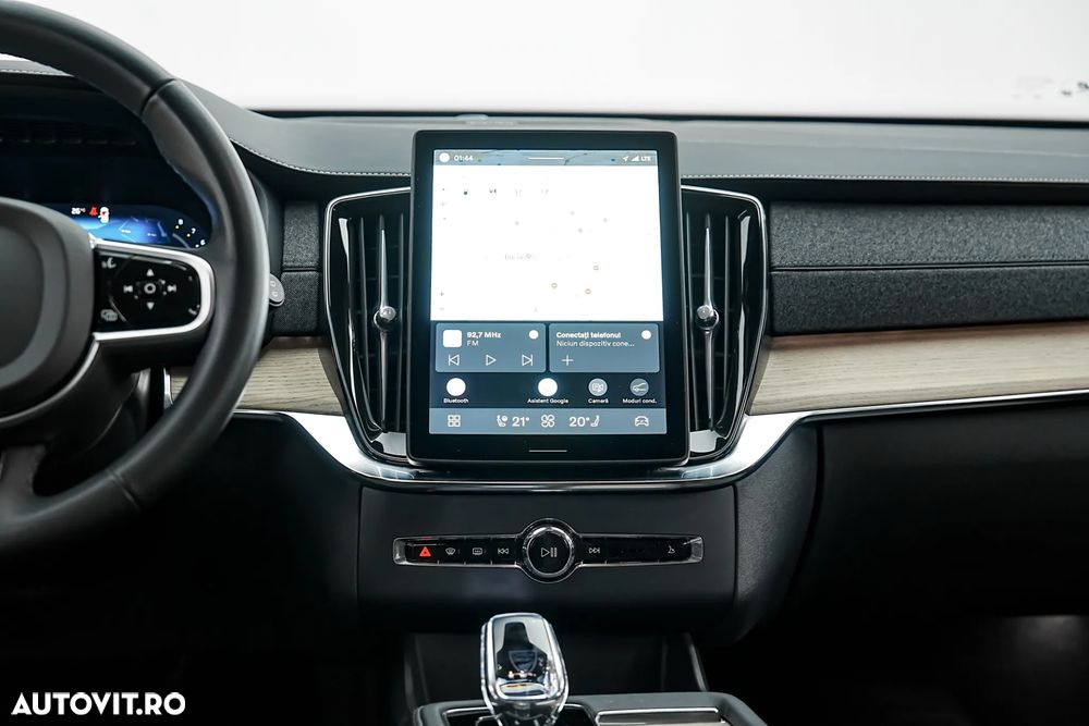 Volvo XC 90 B5 B AWD Plus Bright - 19