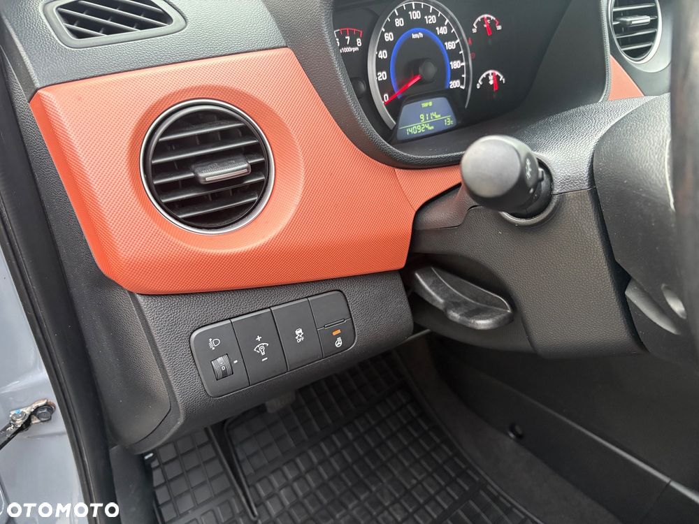 Hyundai i10 - 22