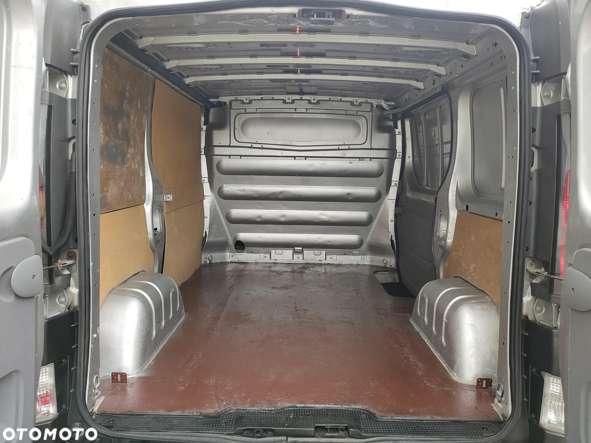 Opel Vivaro - 19