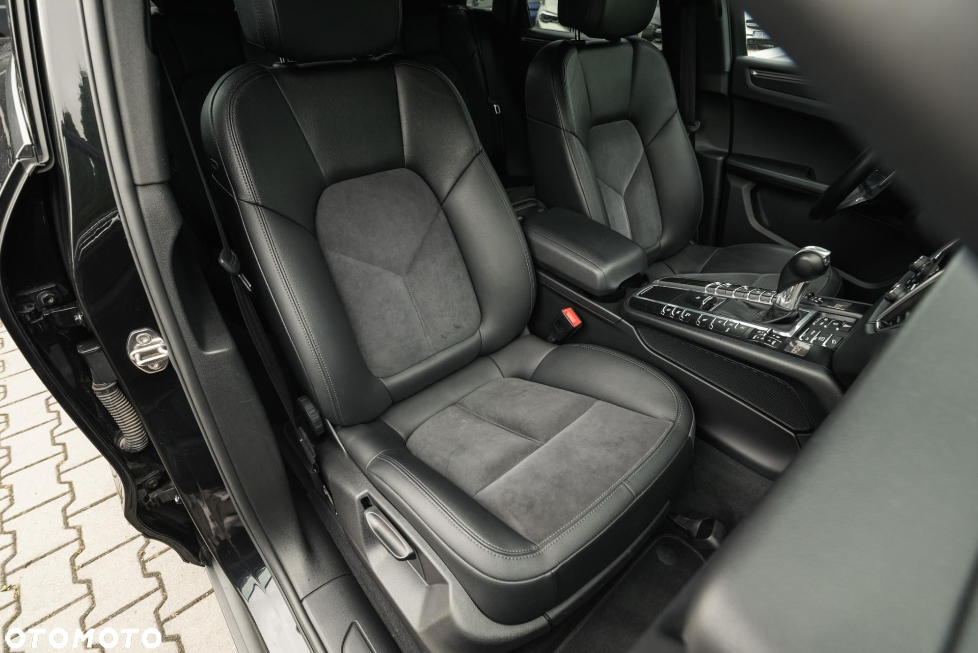 Porsche Macan - 15