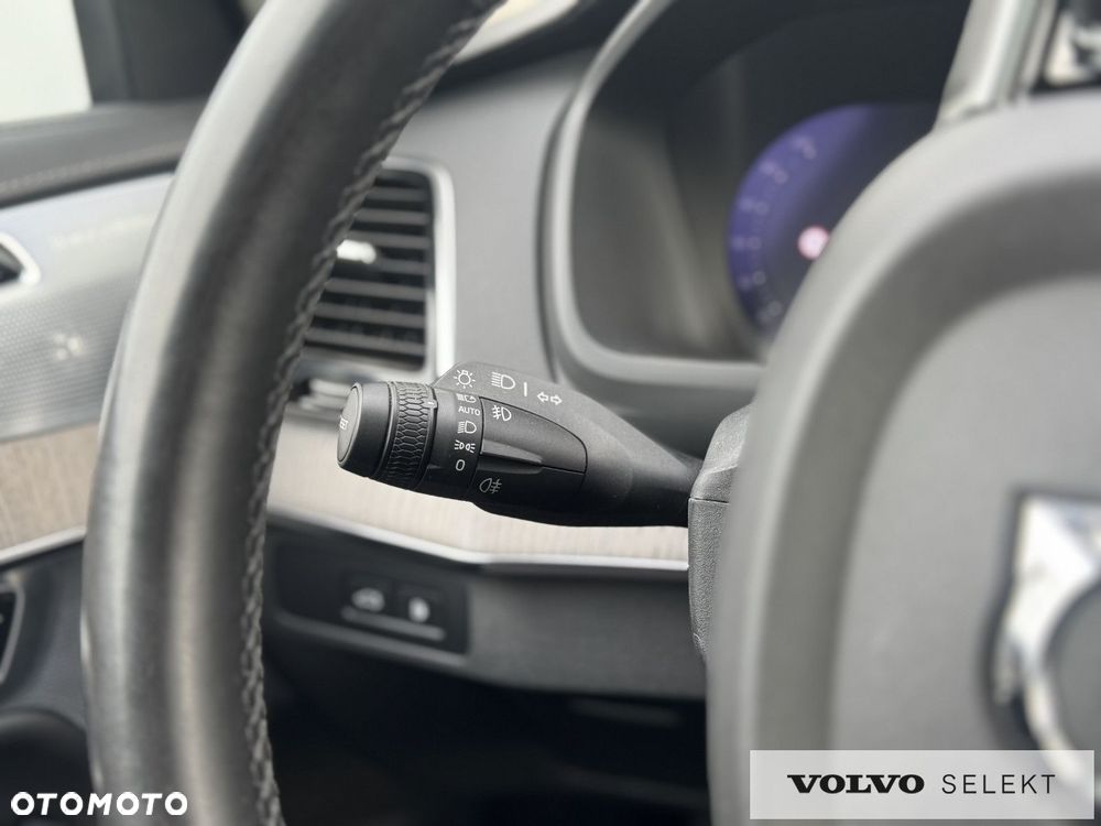 Volvo XC 90 - 26