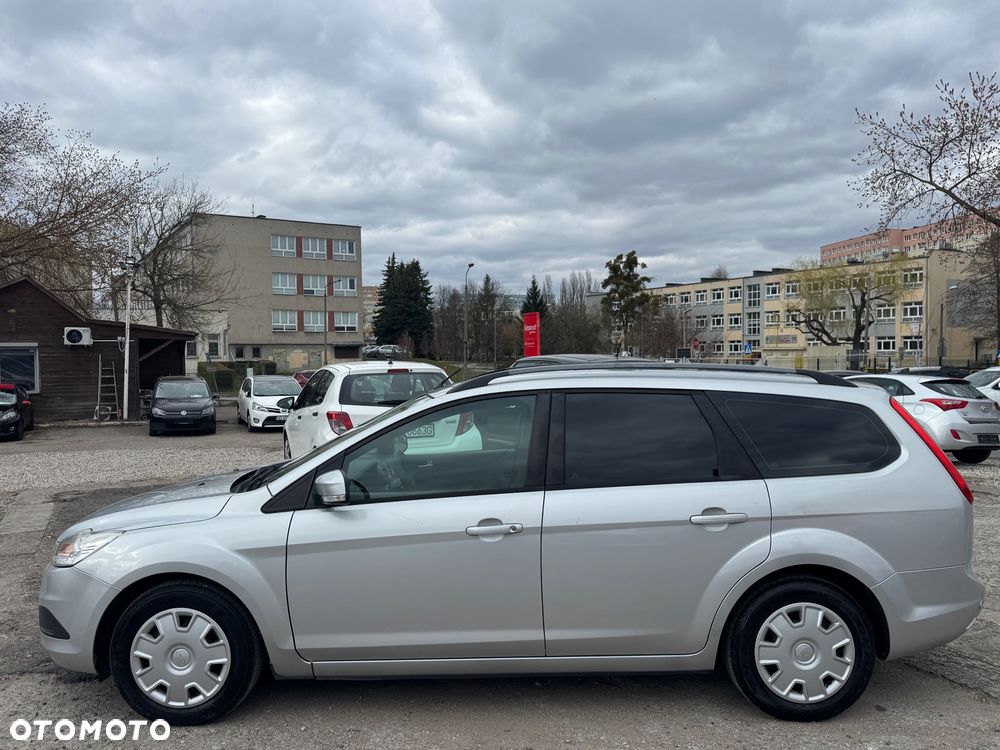 Ford Focus 1.6 Ambiente - 6