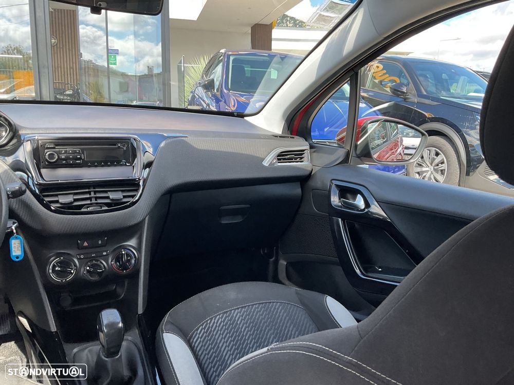 Peugeot 2008 1.4 HDi Access - 32