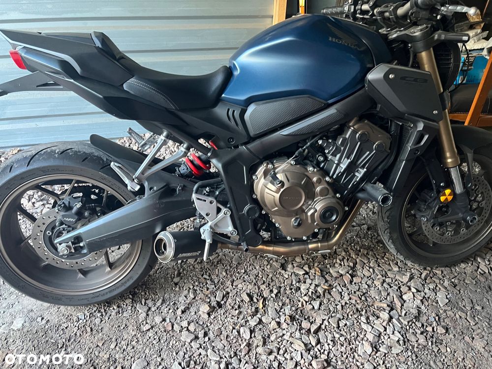 Honda CB - 4