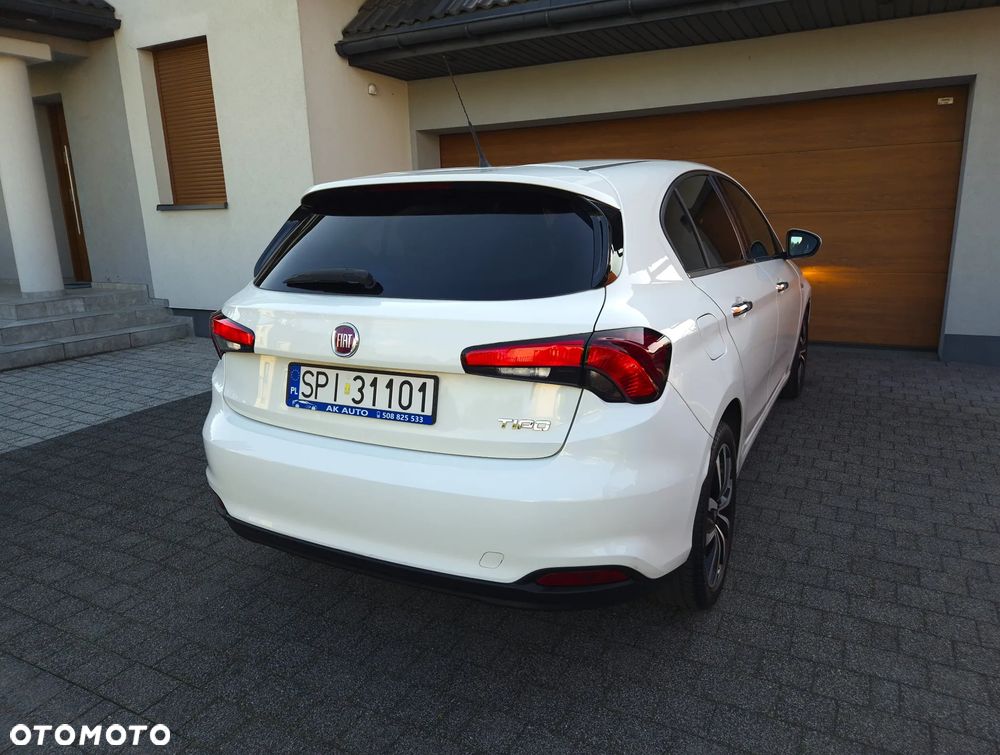 Fiat Tipo 1.4 T-Jet 16v Lounge - 13