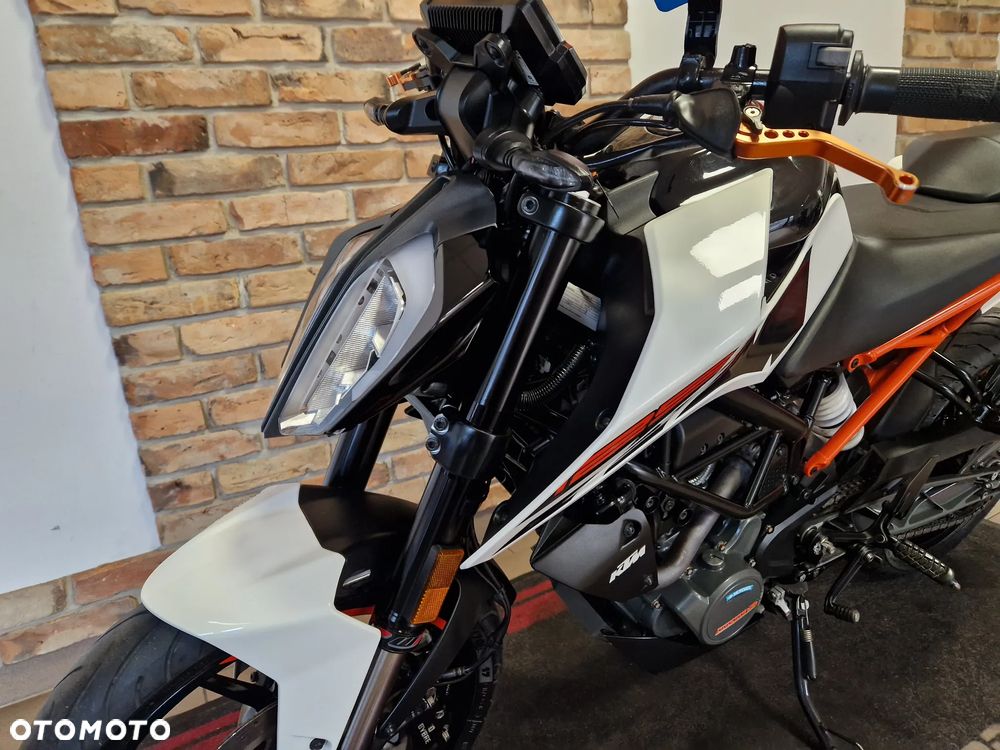 KTM Duke 125 - 19