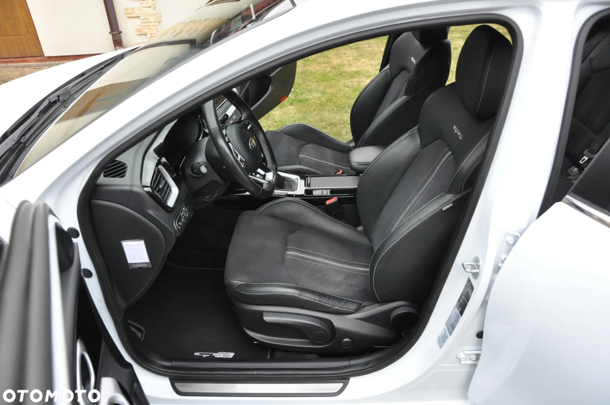 Kia Ceed SW 1.4 T-GDI OPF GT Line - 26