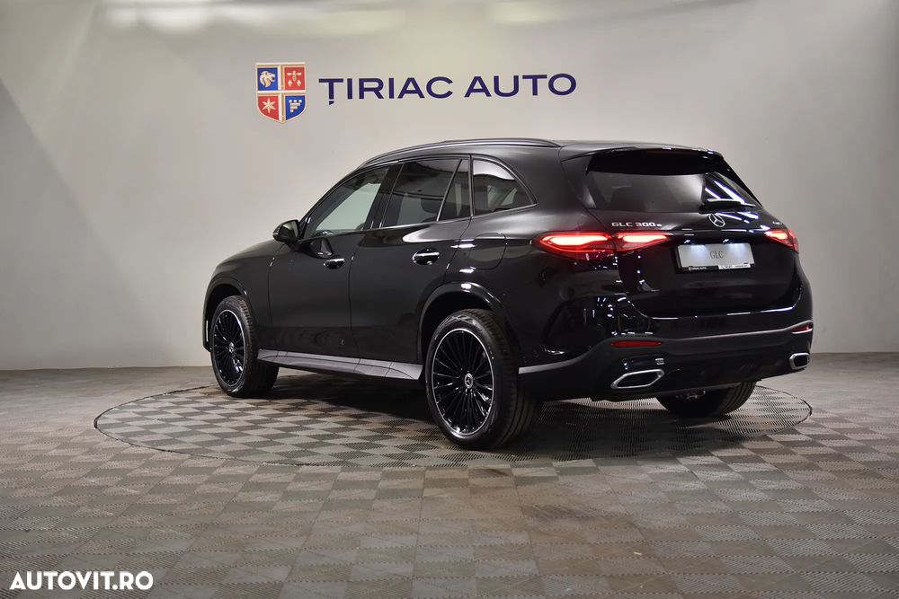 Mercedes-Benz GLC 300 e 4MATIC PHEV - 4