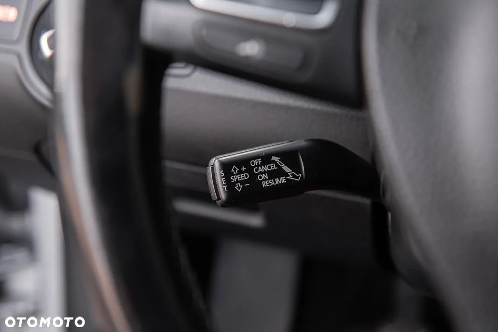 Volkswagen Passat CC 2.0 TSI Exclusive - 20