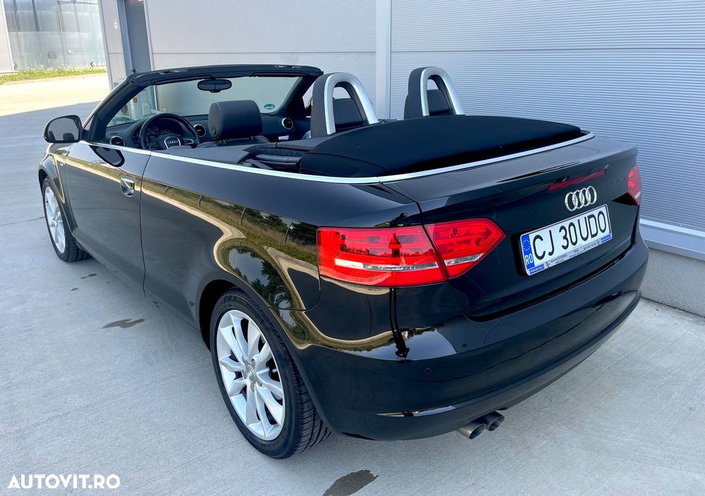 Audi A3 Cabrio 2.0 TDI DPF S tronic S Line Sportpaket - 2