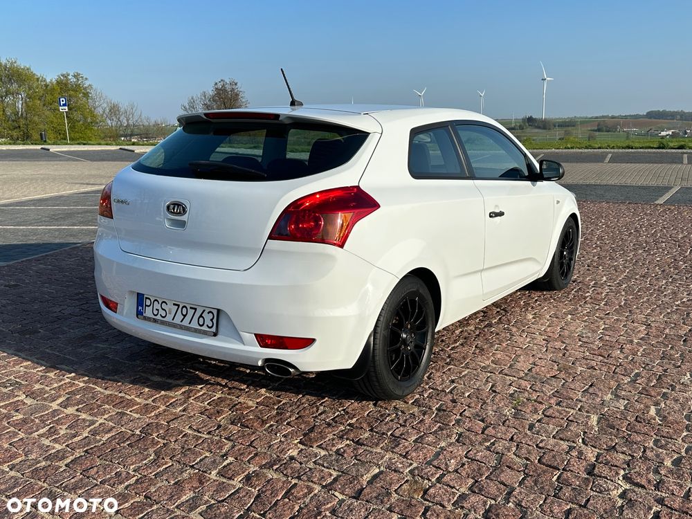 Kia ProCeed 1.4 M - 22