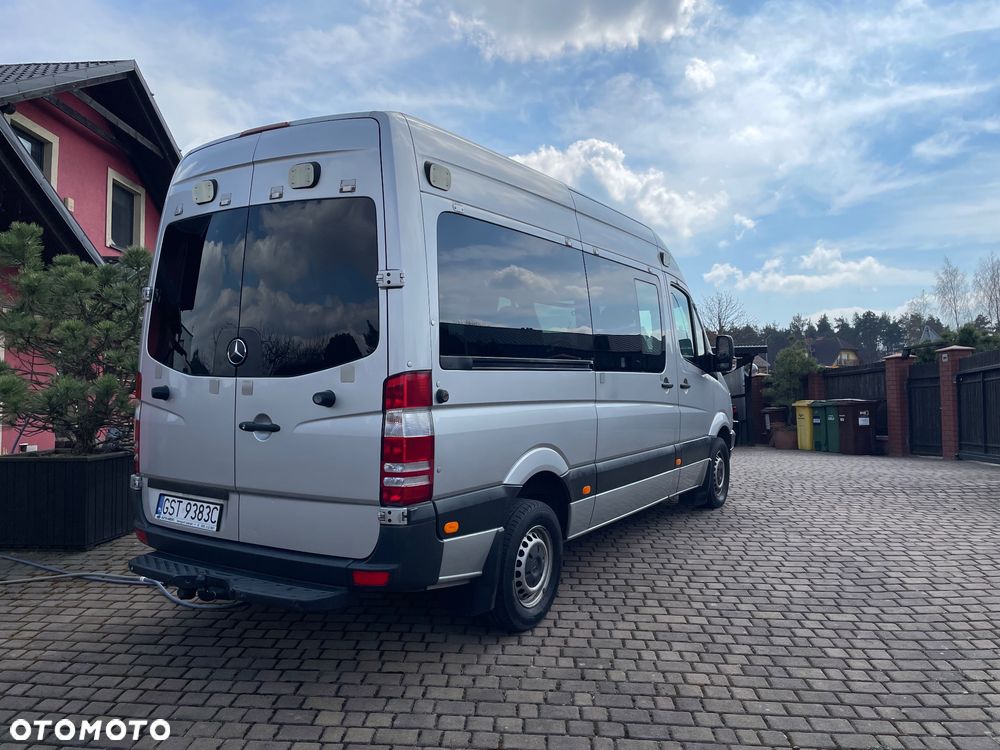 Mercedes-Benz Sprinter - 5