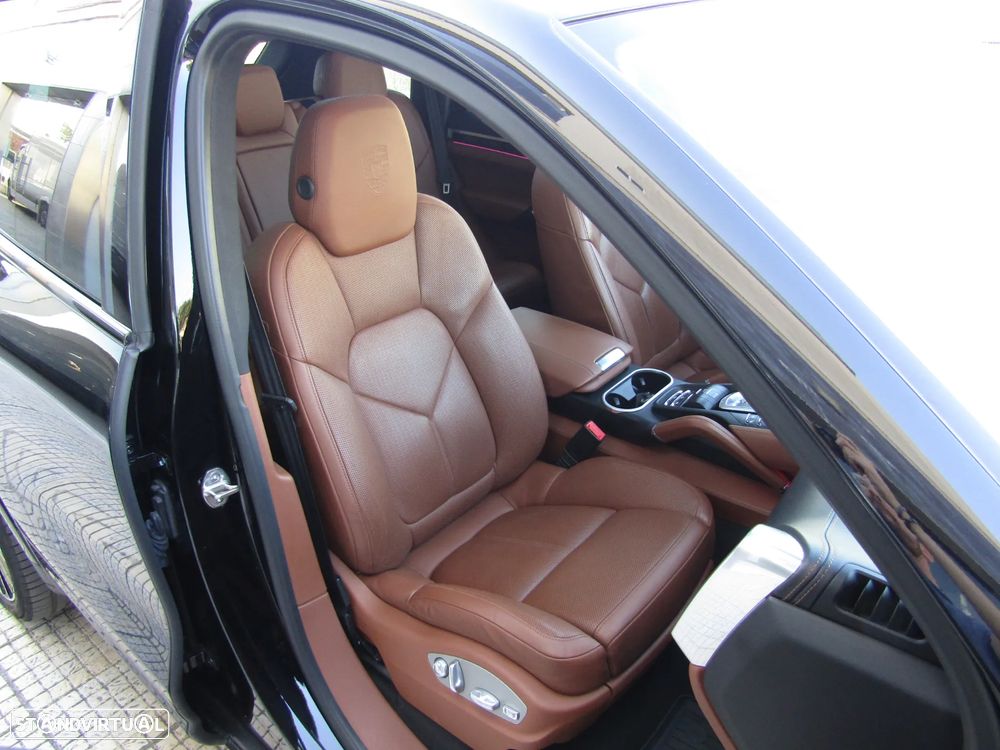 Porsche Cayenne S E-Hybrid - 28