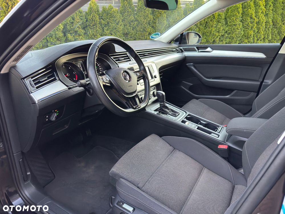 Volkswagen Passat 2.0 TDI BMT Comfortline DSG - 25